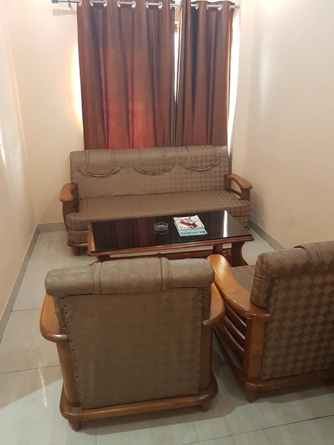 Hotel Simla Силигури Экстерьер фото